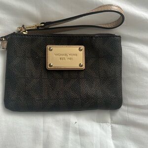 Michael Kors wristlet
